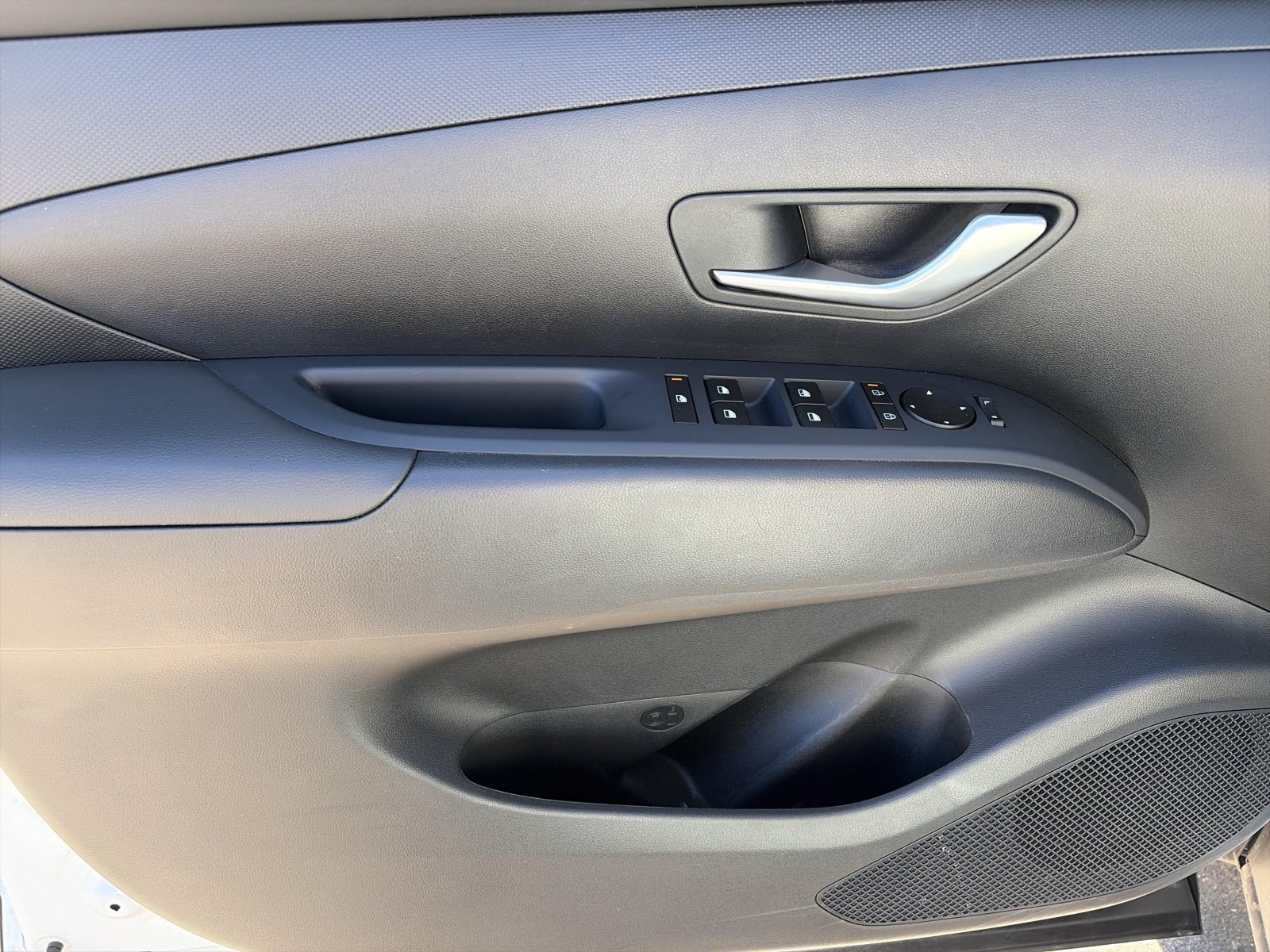 Certified 2025 Hyundai Santa Cruz SE AWD/4WD image 13