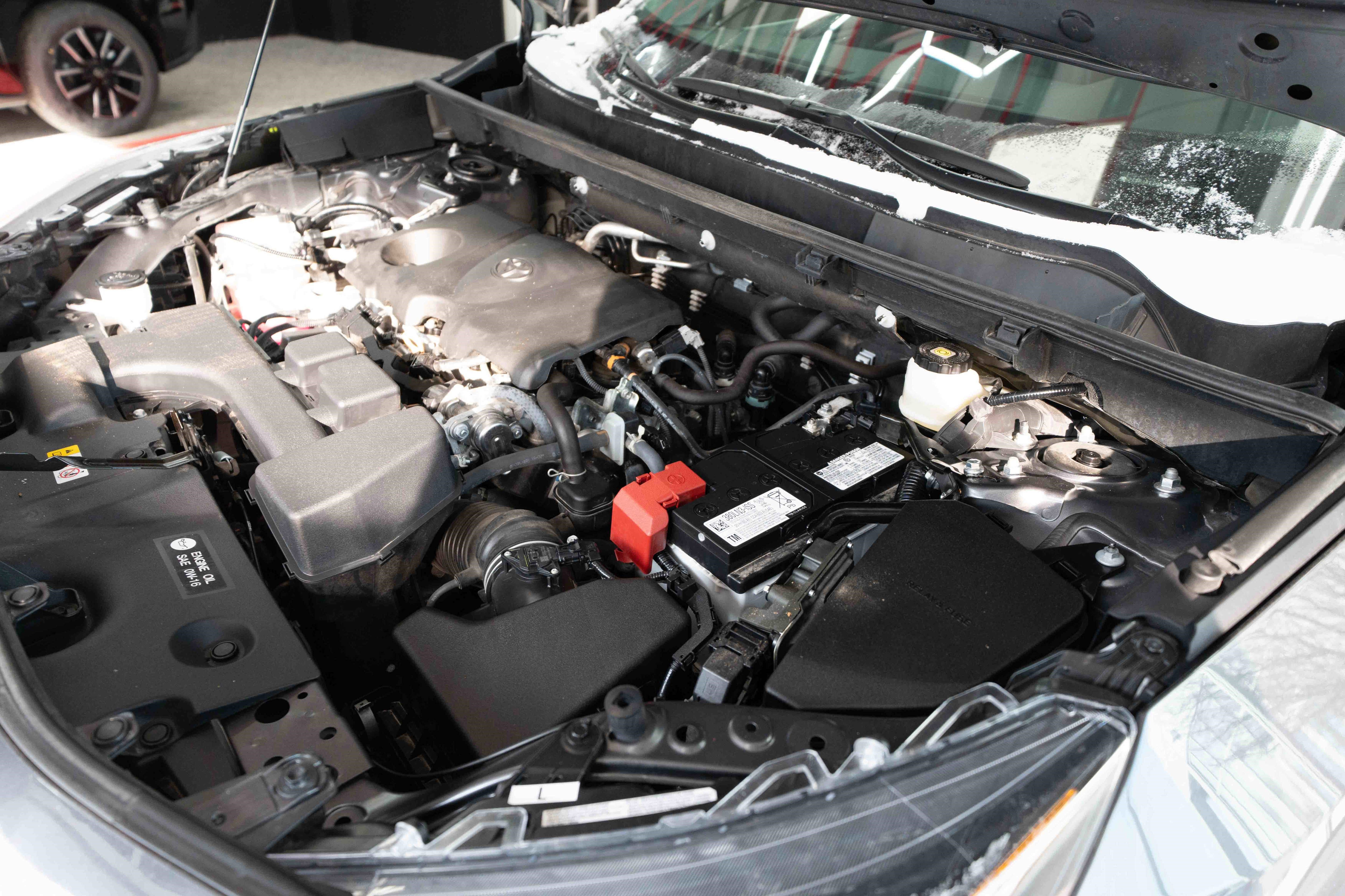 Used 2025 Toyota RAV4 XLE image 33