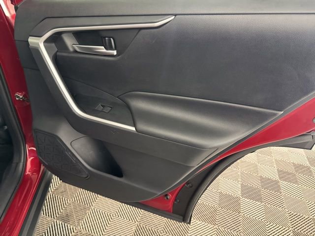 Used 2019 Toyota RAV4 XLE image 22