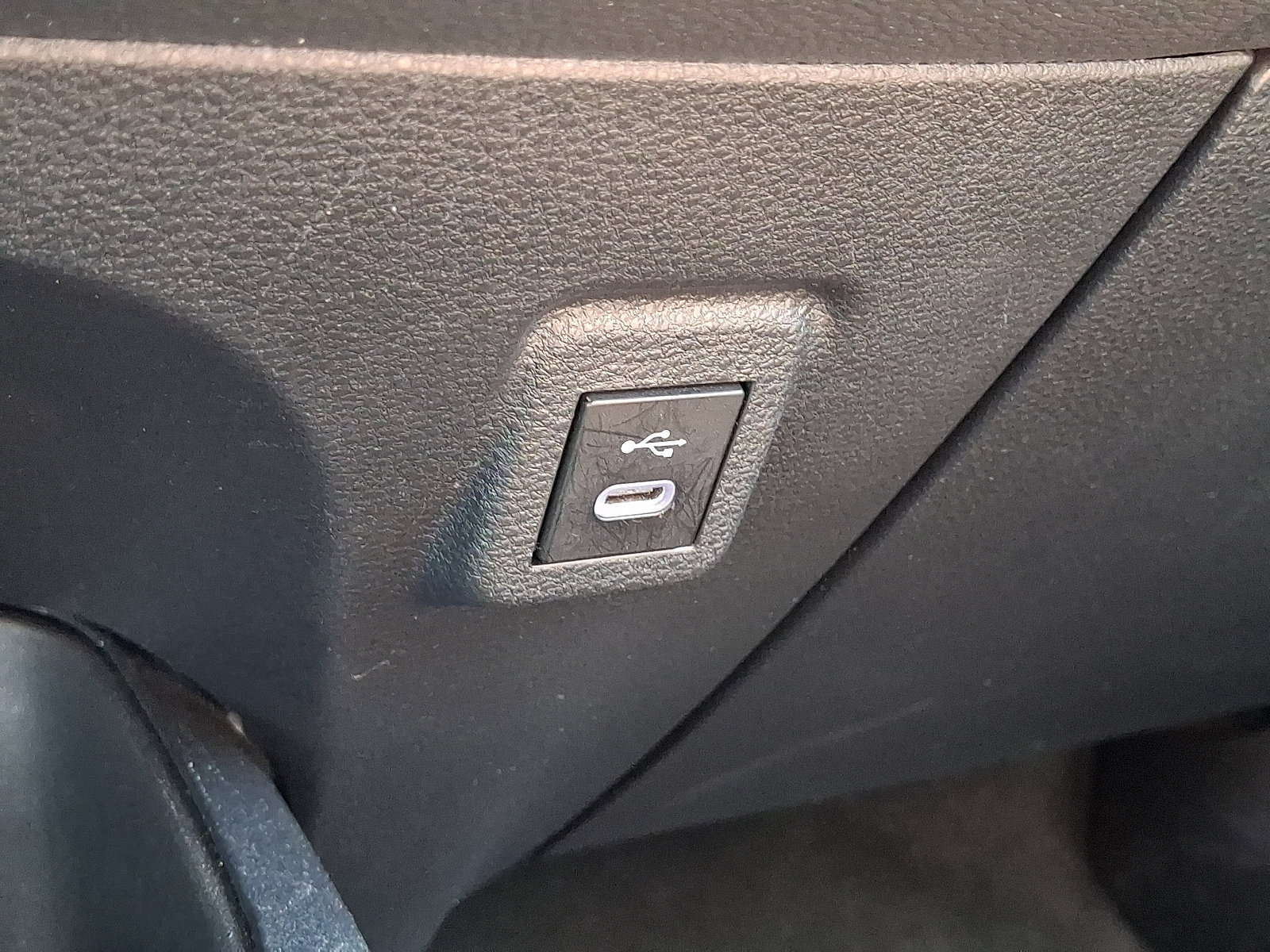 Used 2023 Toyota Corolla LE FWD image 24