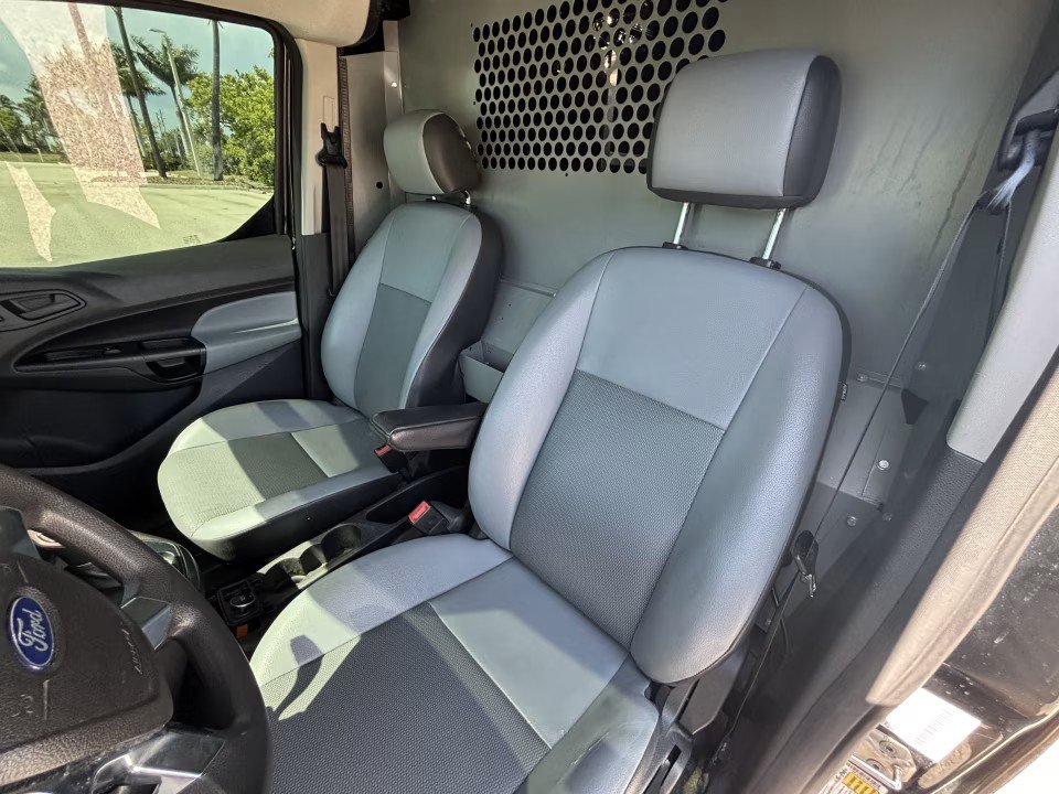 Used 2018 Ford Transit Connect XL FWD image 11