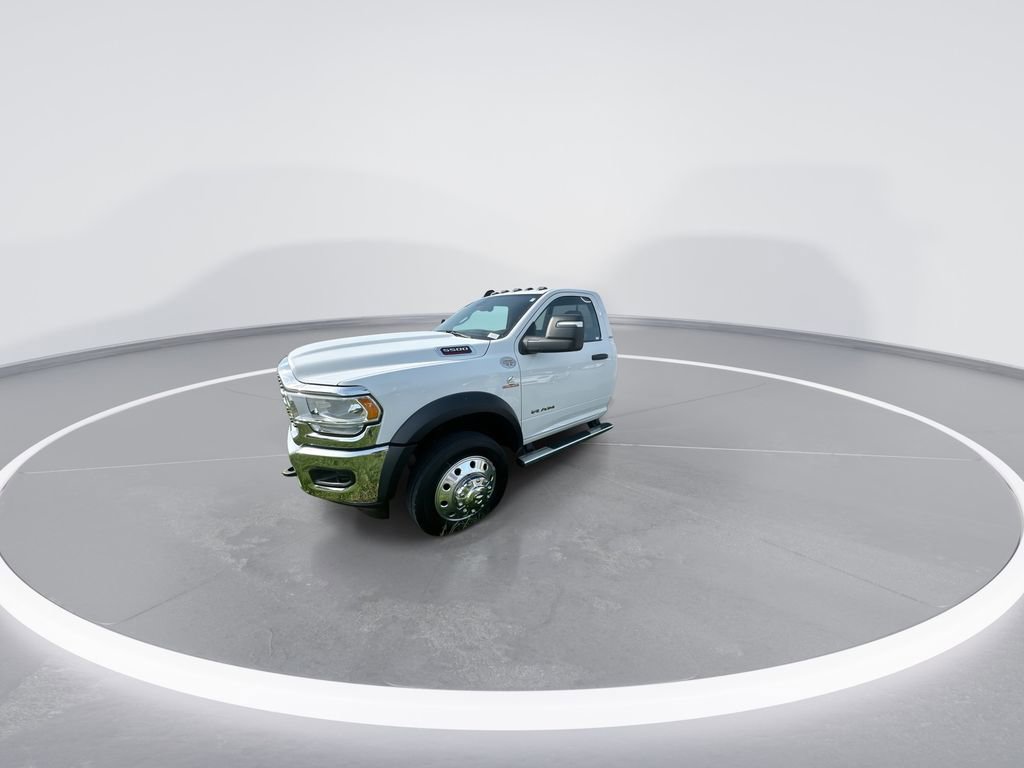 Used 2024 RAM 5500 SLT w/ Quick Order Package 2YG SLT AWD/4WD image 4