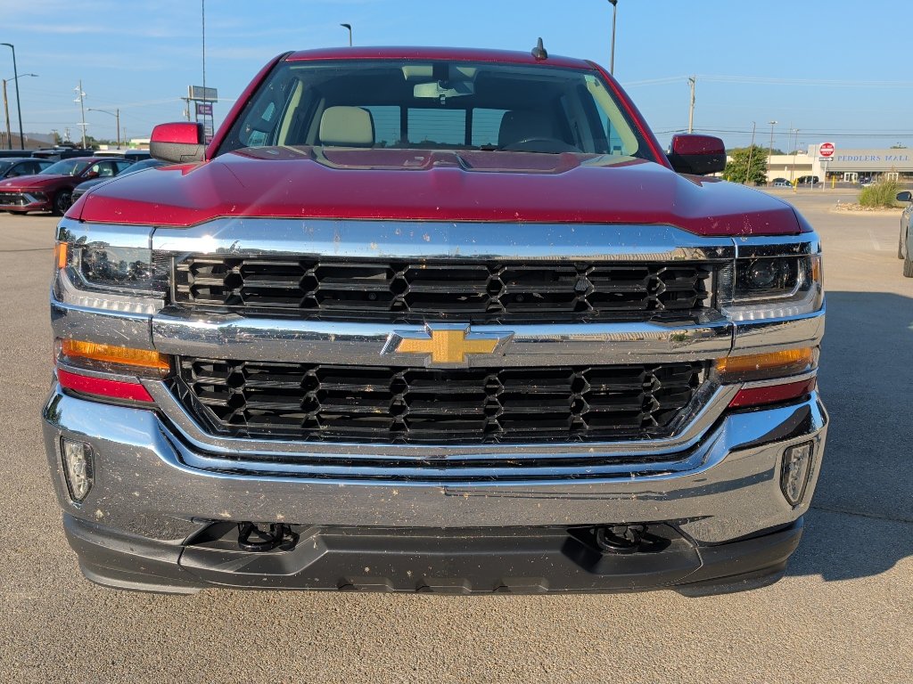 Used 2018 Chevrolet Silverado 1500 LT w/ All Star Edition AWD/4WD image 6