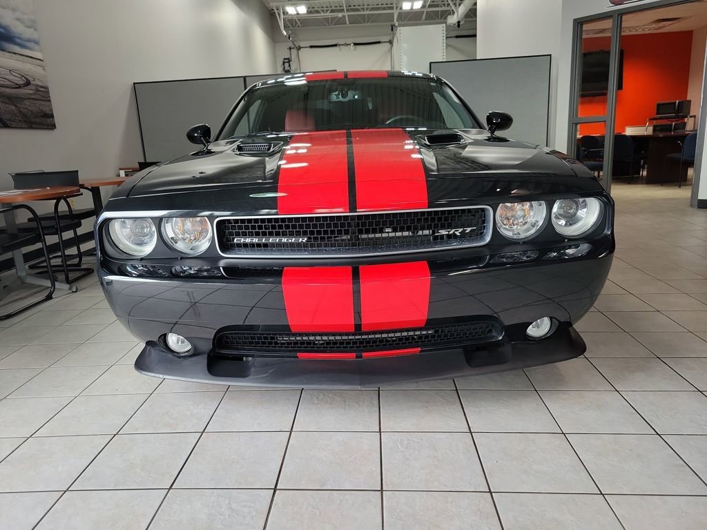 Used 2013 Dodge Challenger SRT8 w/ Harman Kardon Audio Group image 2