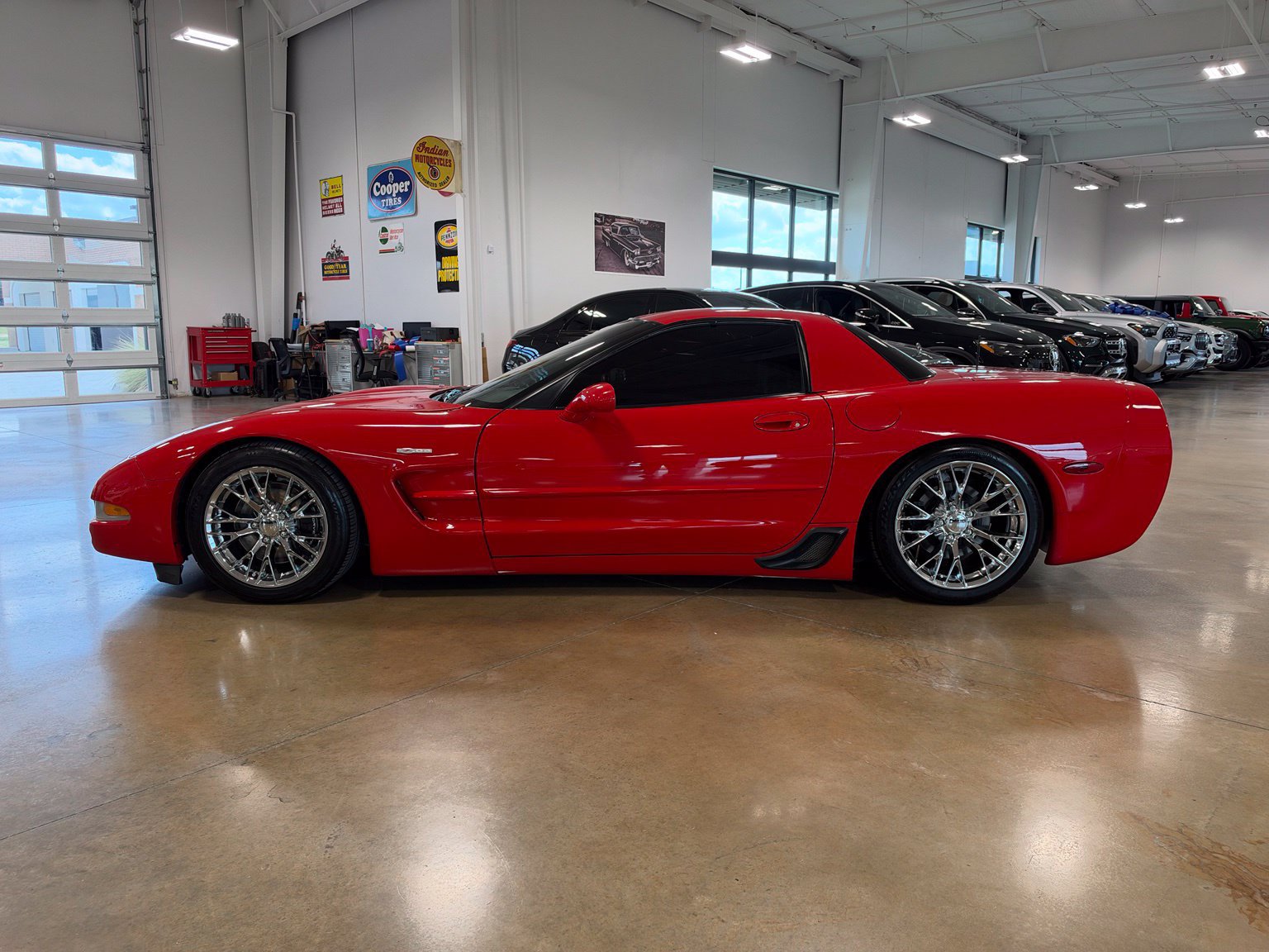 Used 2001 Chevrolet Corvette Z06 w/ Memory Pkg RWD image 5