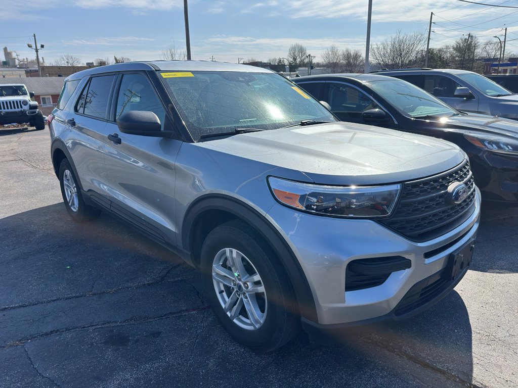Used 2022 Ford Explorer 4WD image 3