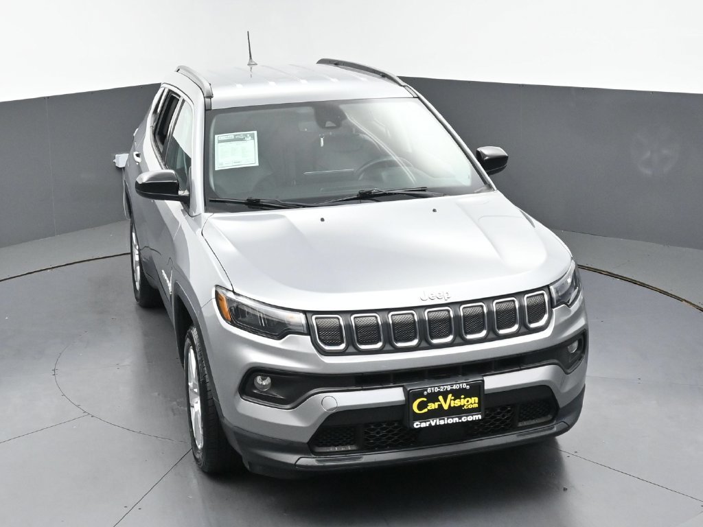 Used 2022 Jeep Compass Latitude w/ Convenience Group AWD/4WD image 41