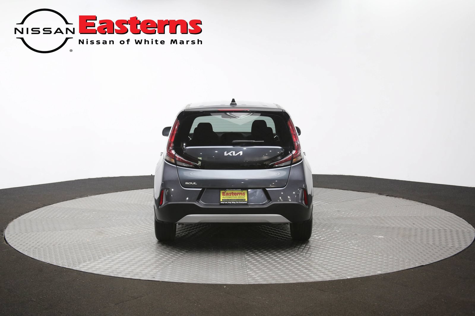 Used 2023 Kia Soul LX w/ LX Technology Package FWD image 34