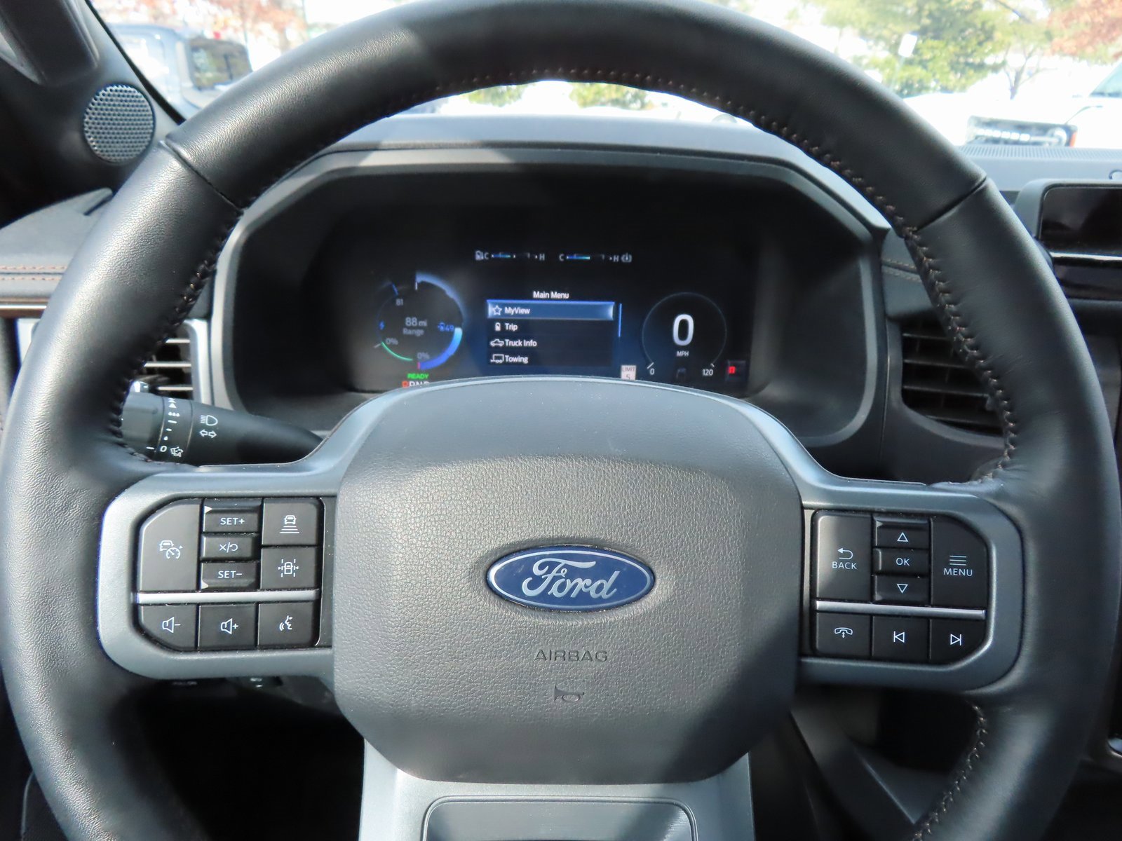 Used 2024 Ford F150 Lightning Lariat image 20