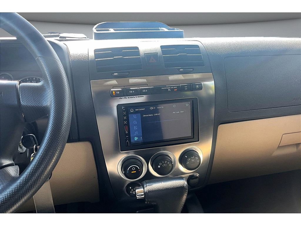 Used 2007 HUMMER H3 image 7