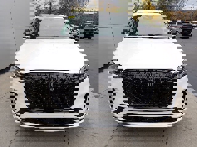 New 2026 Lincoln Aviator Reserve w/ Jet Appearance Package image 9