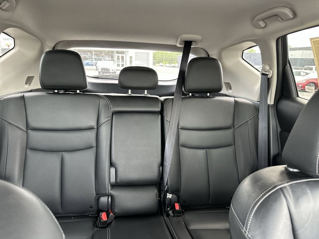Used 2023 Nissan Murano SL AWD/4WD image 13