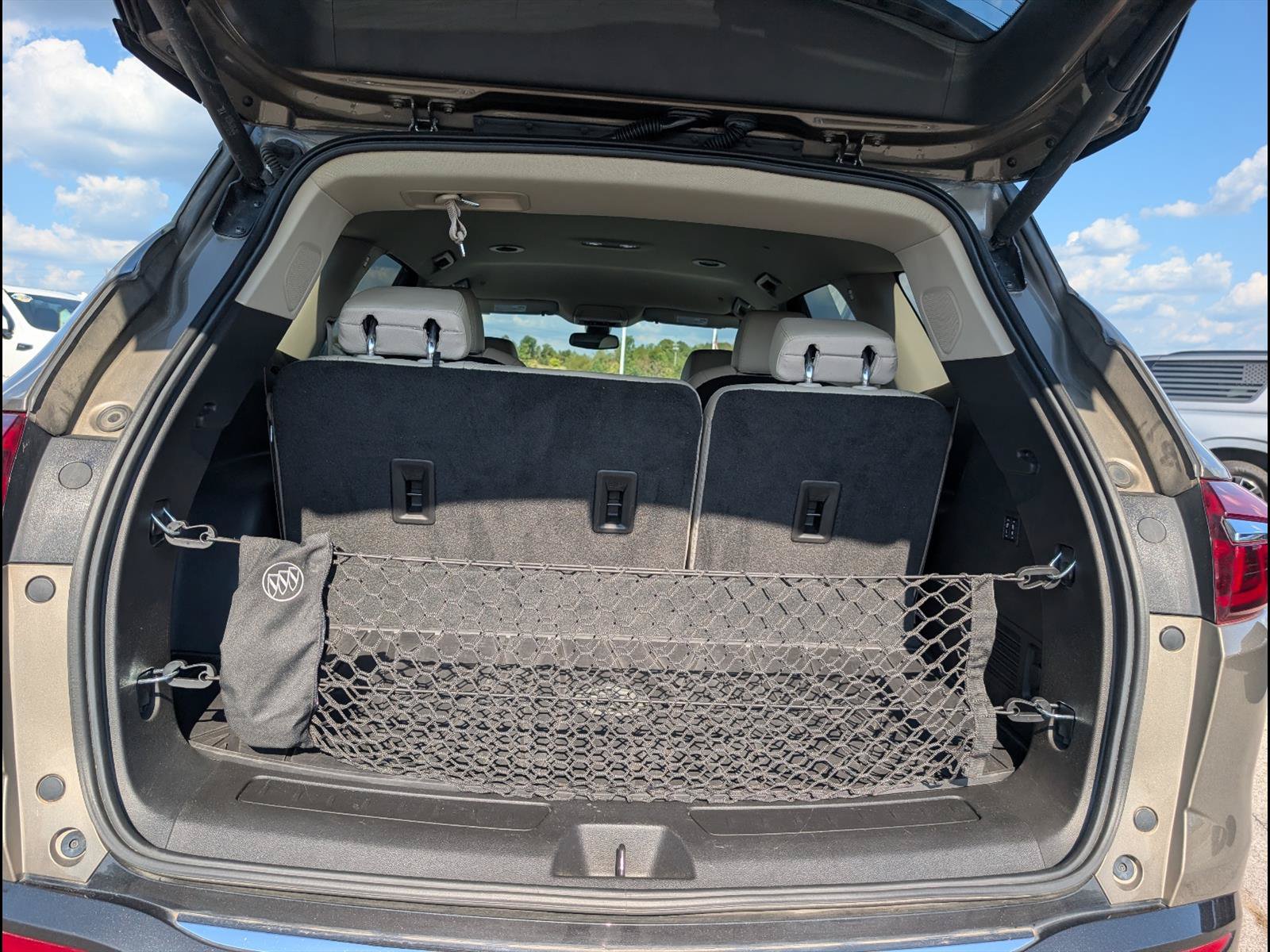 Used 2020 Buick Enclave Premium AWD/4WD image 22
