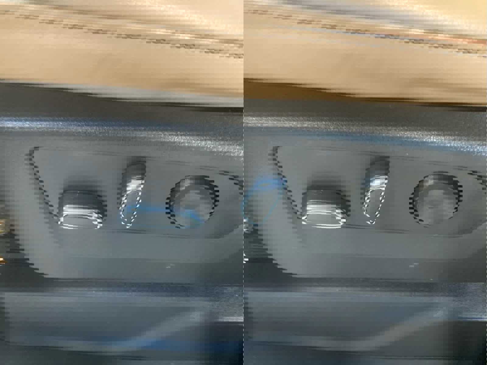 Used 2023 Cadillac Escalade Premium Luxury image 12