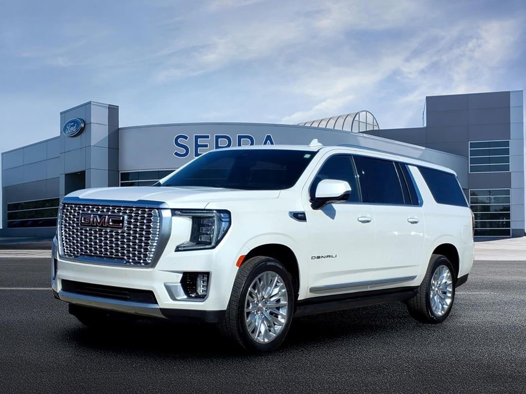 Used 2021 GMC Yukon XL Denali w/ Denali Ultimate Package image 1