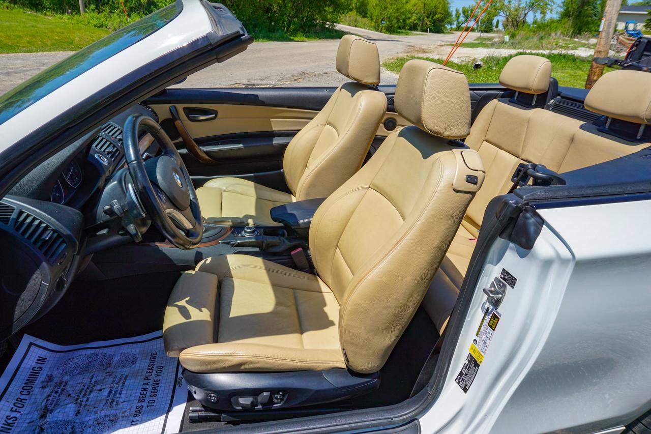 Used 2012 BMW 128i Convertible RWD image 29