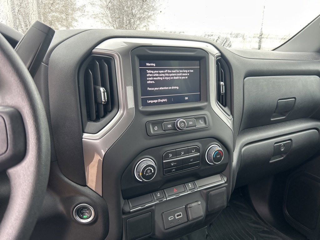 Used 2024 Chevrolet Silverado 3500 W/T image 19