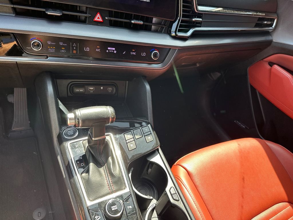 Used 2023 Kia Sportage SX image 32