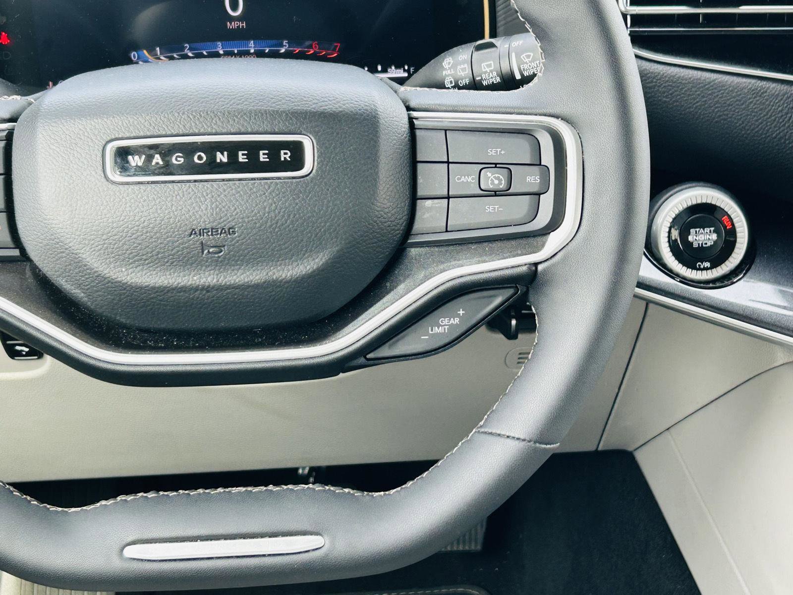 Used 2024 Jeep Wagoneer L 4WD w/ HD Trailer Tow Package image 20