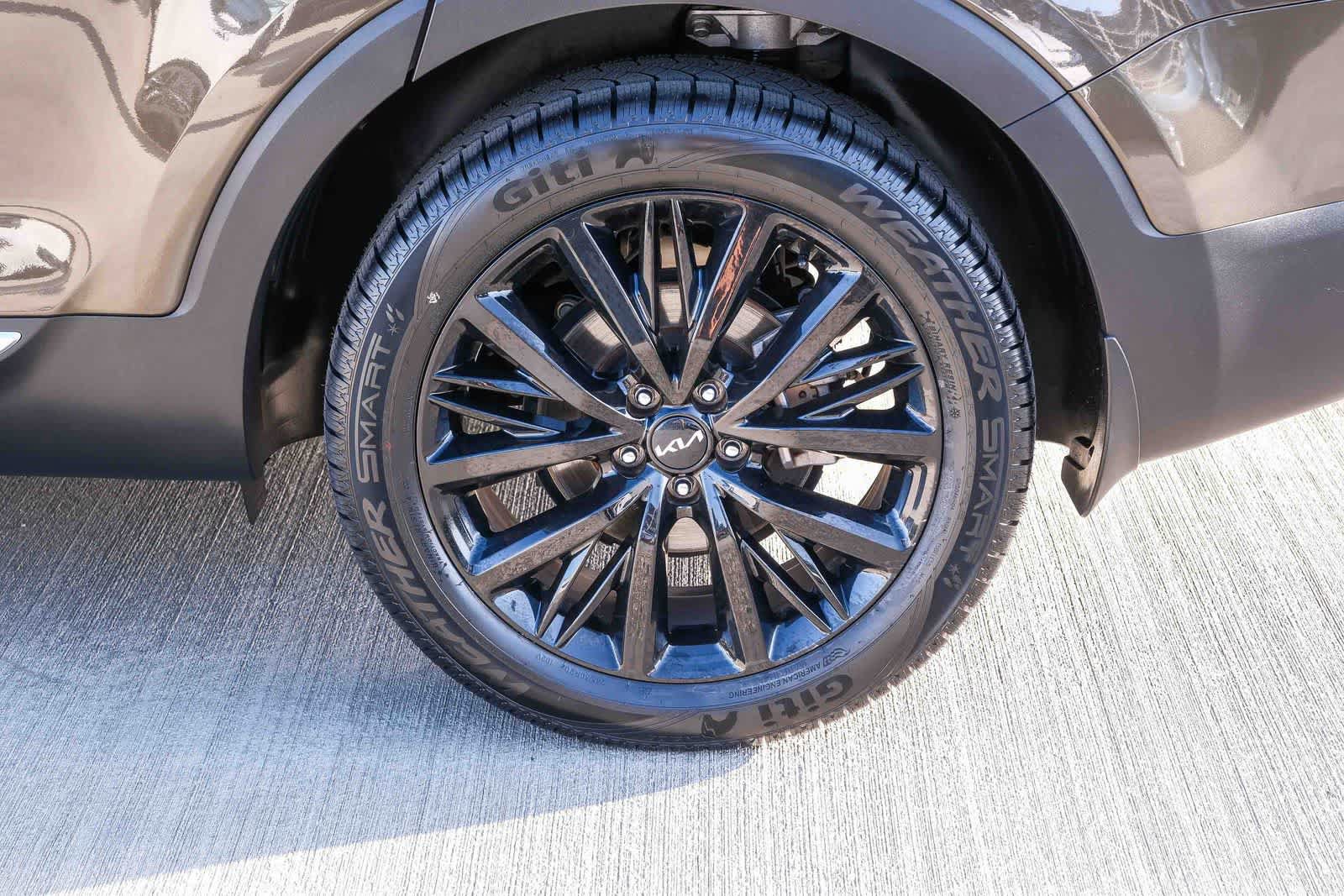Used 2022 Kia Telluride SX FWD image 9