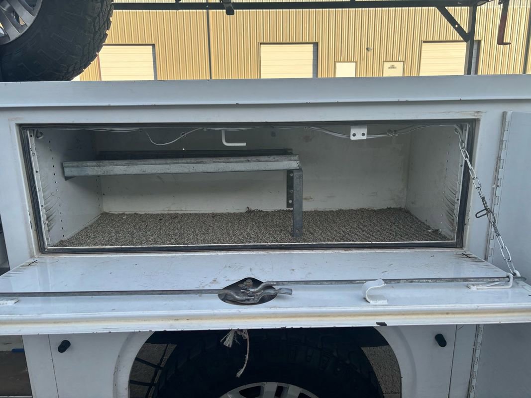 Used 2018 Ford F350 XLT image 39