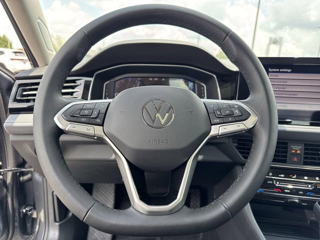 New 2025 Volkswagen Jetta SEL image 17