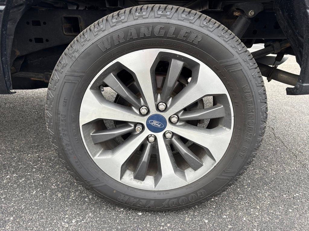 Used 2019 Ford F150 XL w/ Equipment Group 101A Mid AWD/4WD image 5