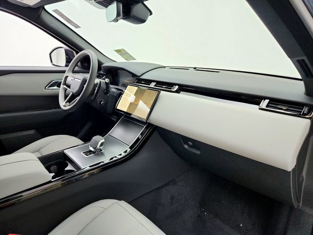 New 2026 Land Rover Range Rover Velar S AWD/4WD image 17