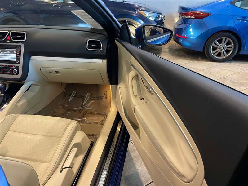 Used 2012 Volkswagen Eos Komfort image 48