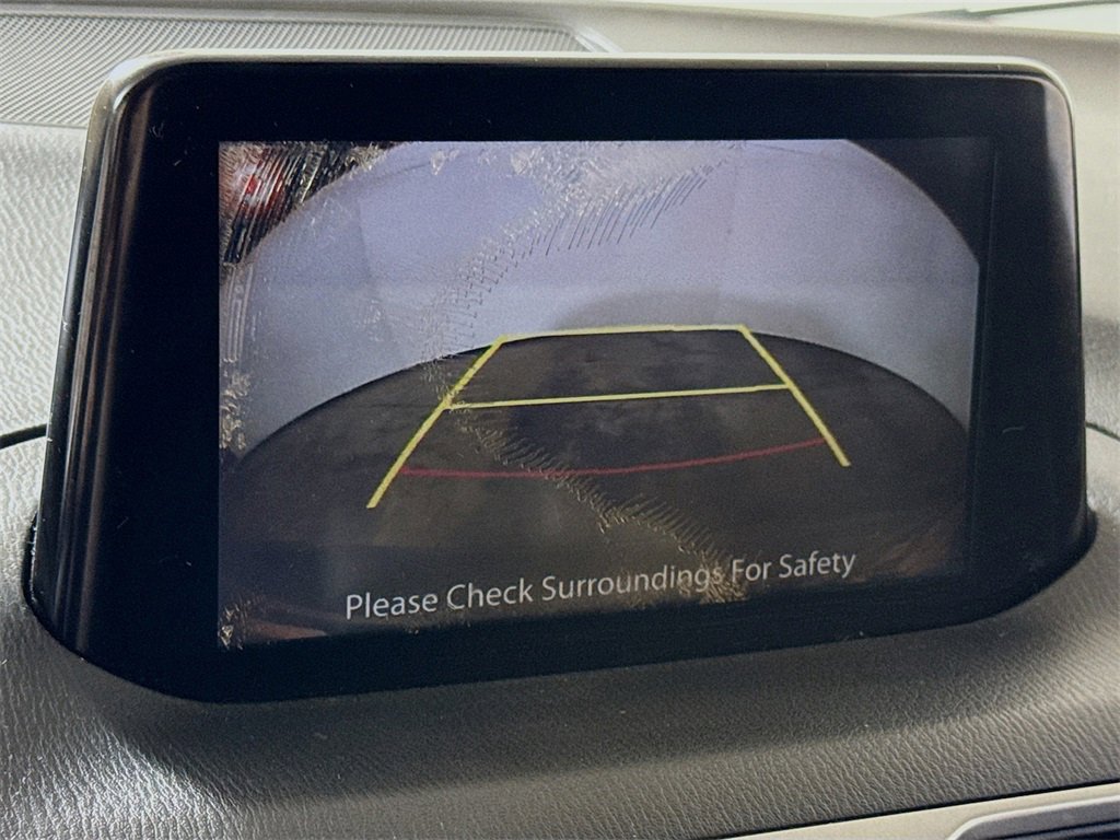 Used 2018 MAZDA MAZDA3 Touring image 12
