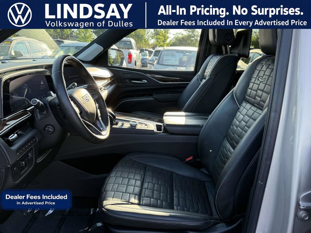 Used 2021 Cadillac Escalade Premium Luxury Platinum w/ Heavy-Duty Trailer Package AWD/4WD image 12