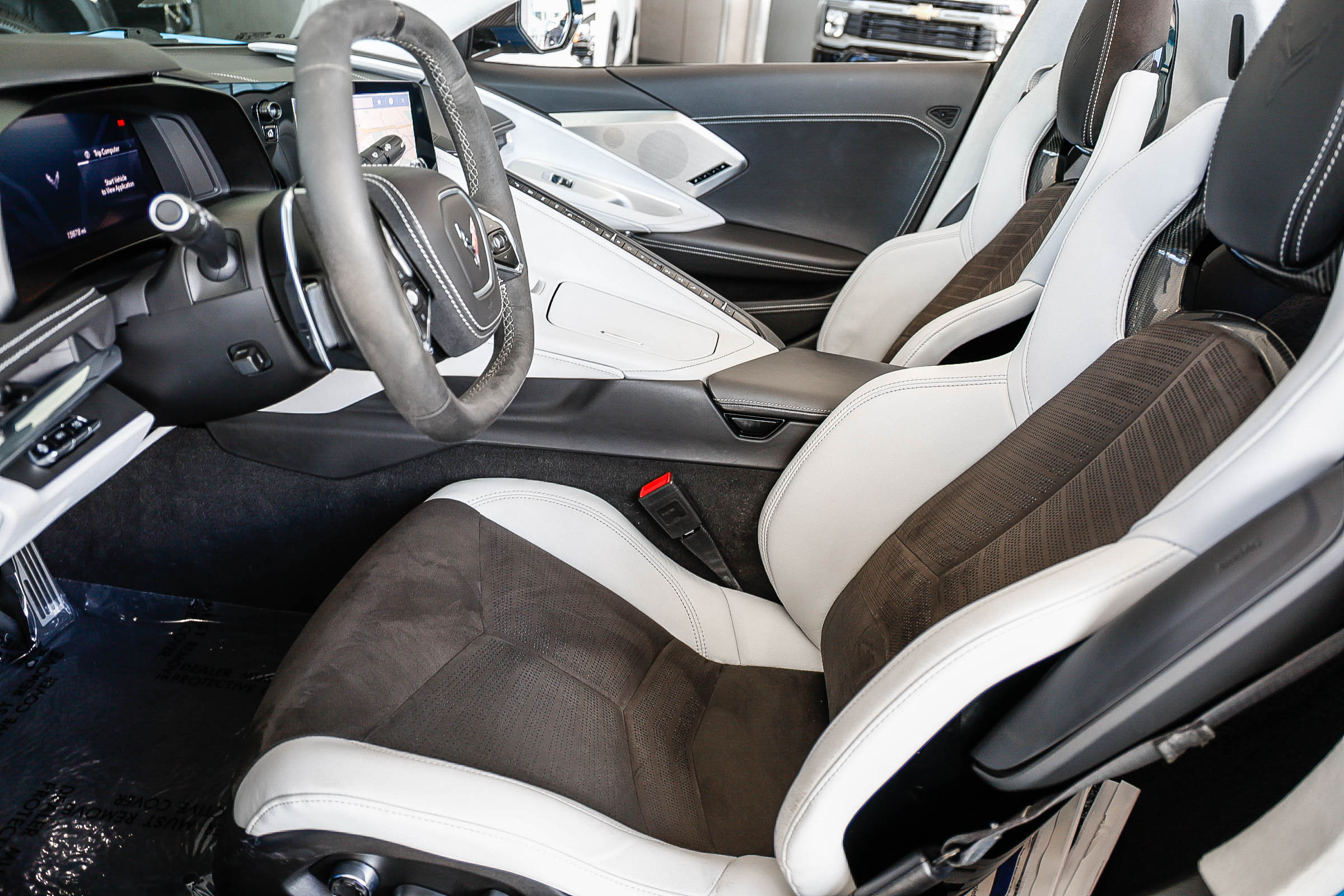 Used 2020 Chevrolet Corvette Stingray Premium Conv w/ 3LT Preferred Equipment Group RWD image 12