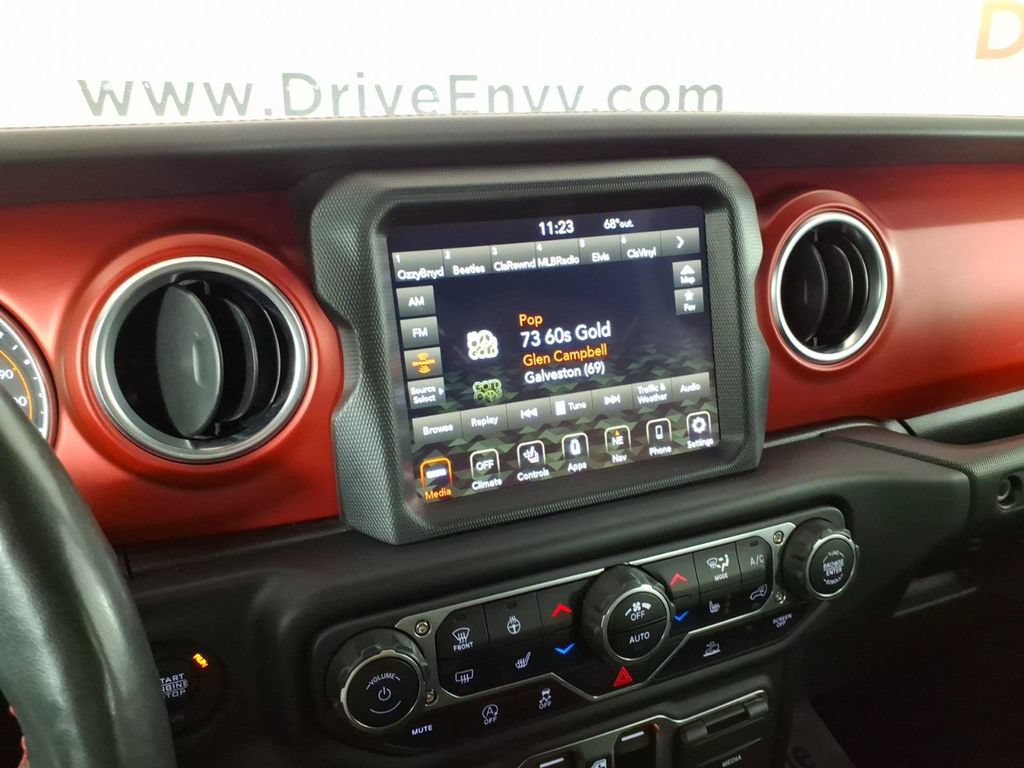 Used 2023 Jeep Gladiator Rubicon w/ Cold Weather Group AWD/4WD image 21