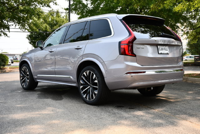 New 2026 Volvo XC90 B6 Plus w/ Protection Package Premier AWD/4WD image 5