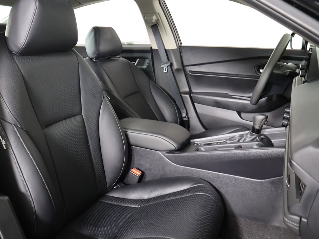 Certified 2024 Honda Accord EX image 30