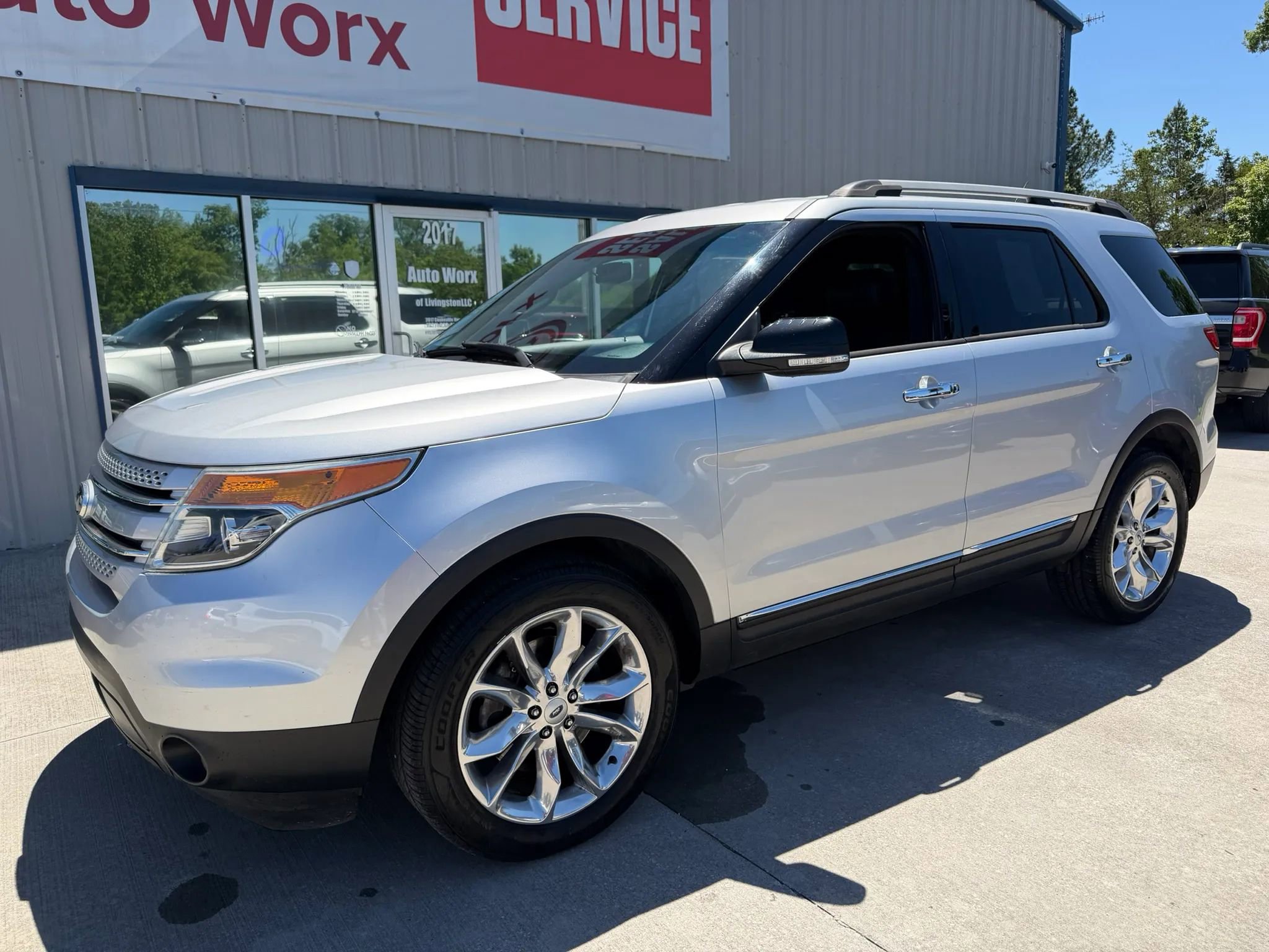 Used 2013 Ford Explorer XLT AWD/4WD image 18