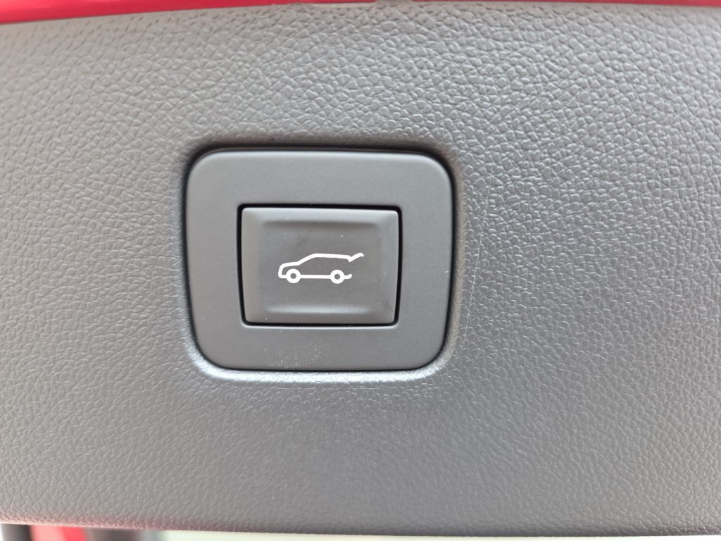 Certified 2026 Buick Envista Sport Touring w/ Convenience I Package FWD image 14