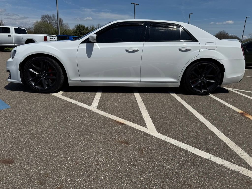 Used 2023 Chrysler 300 C RWD image 7