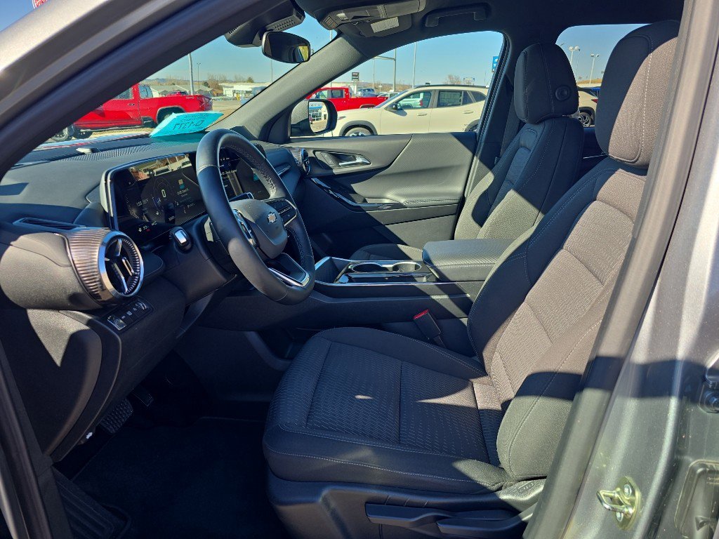 Certified 2025 Chevrolet Equinox LT image 9