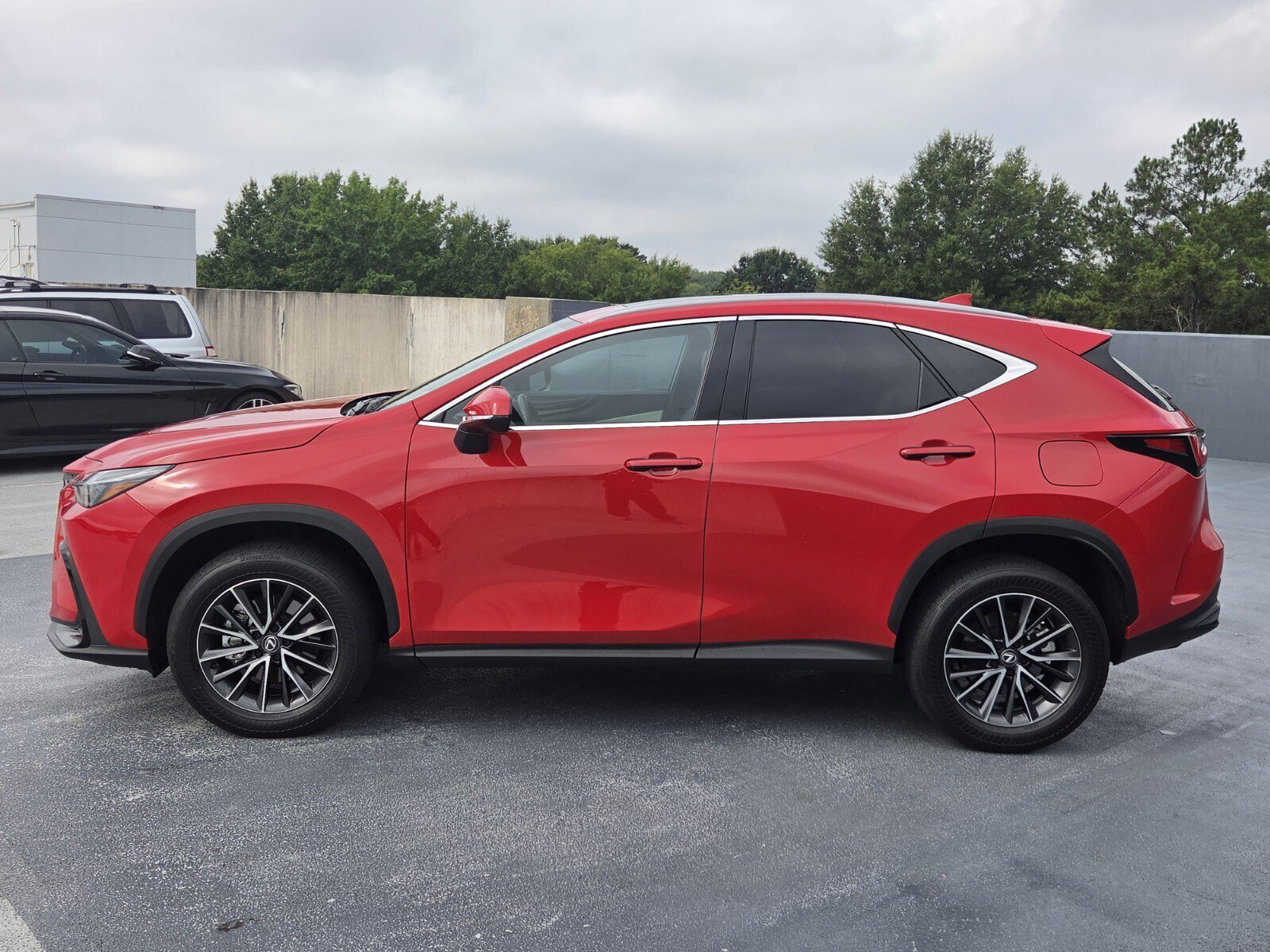 Used 2024 Lexus NX 250 FWD w/ Cold Area Package image 2