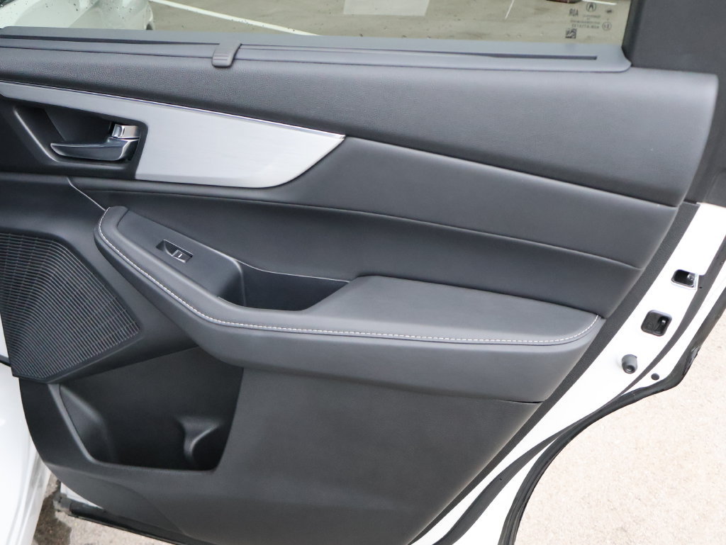 Used 2024 Acura MDX w/ Technology Package AWD/4WD image 14