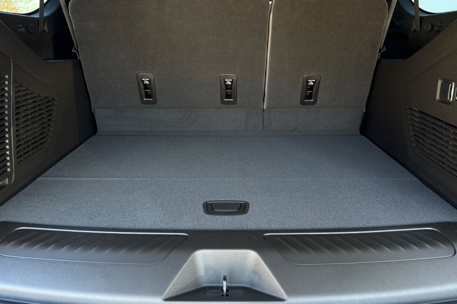 New 2026 Chevrolet Suburban LT w/ Comfort Package image 22