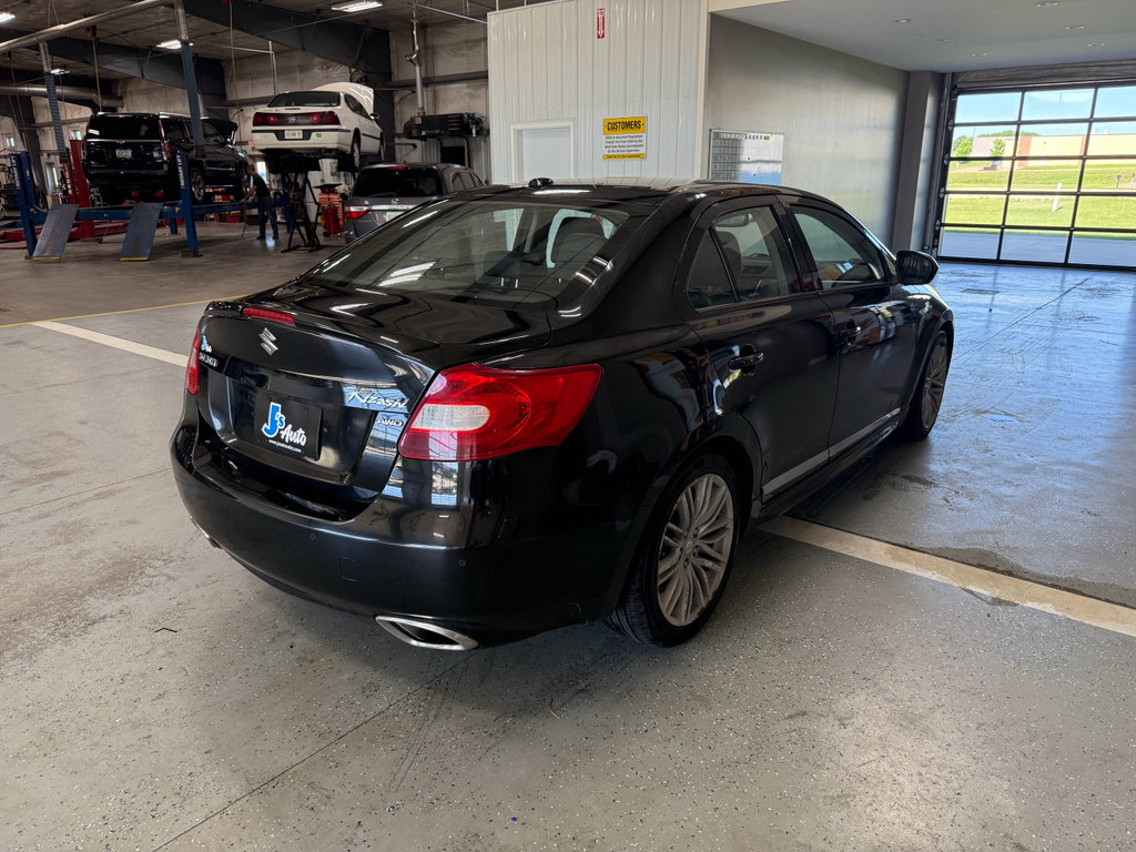 Used 2012 Suzuki Kizashi Sport SLS AWD/4WD image 6