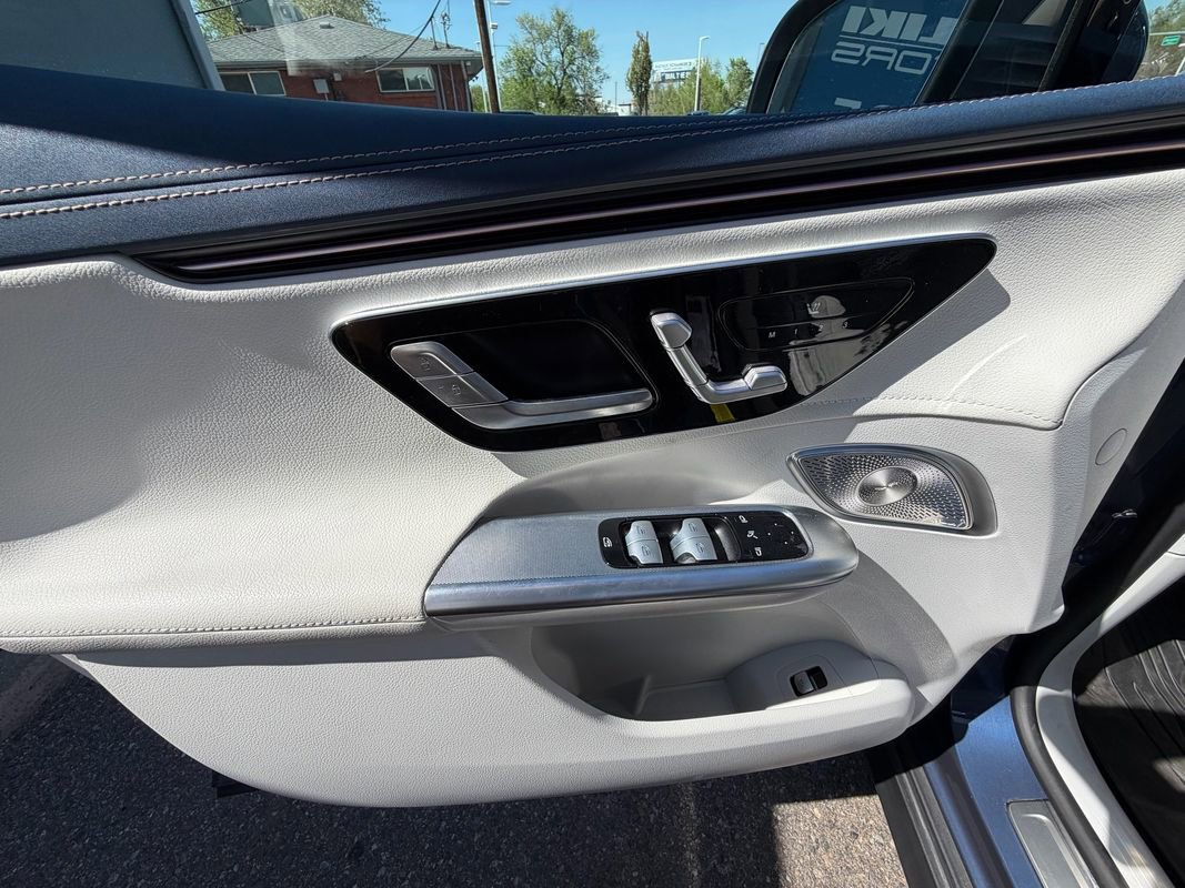 Used 2023 Mercedes-Benz EQE 500 4MATIC SUV image 18