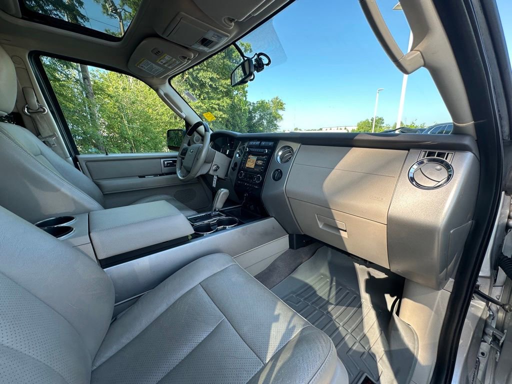 Used 2014 Ford Expedition Limited w/ Equipment Group 301A RWD image 31