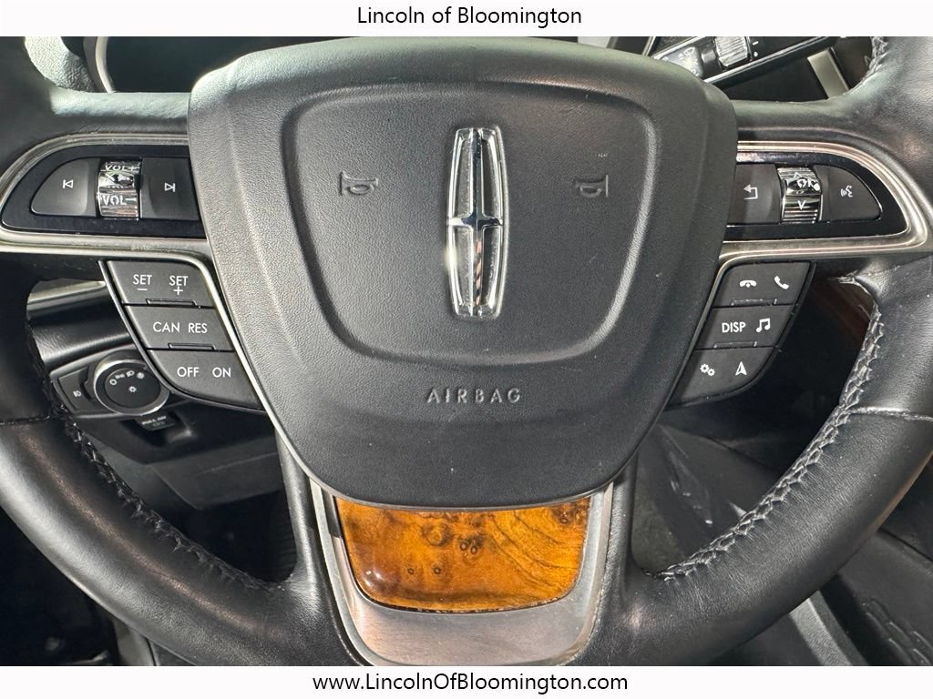 Used 2019 Lincoln Nautilus Reserve AWD/4WD image 18