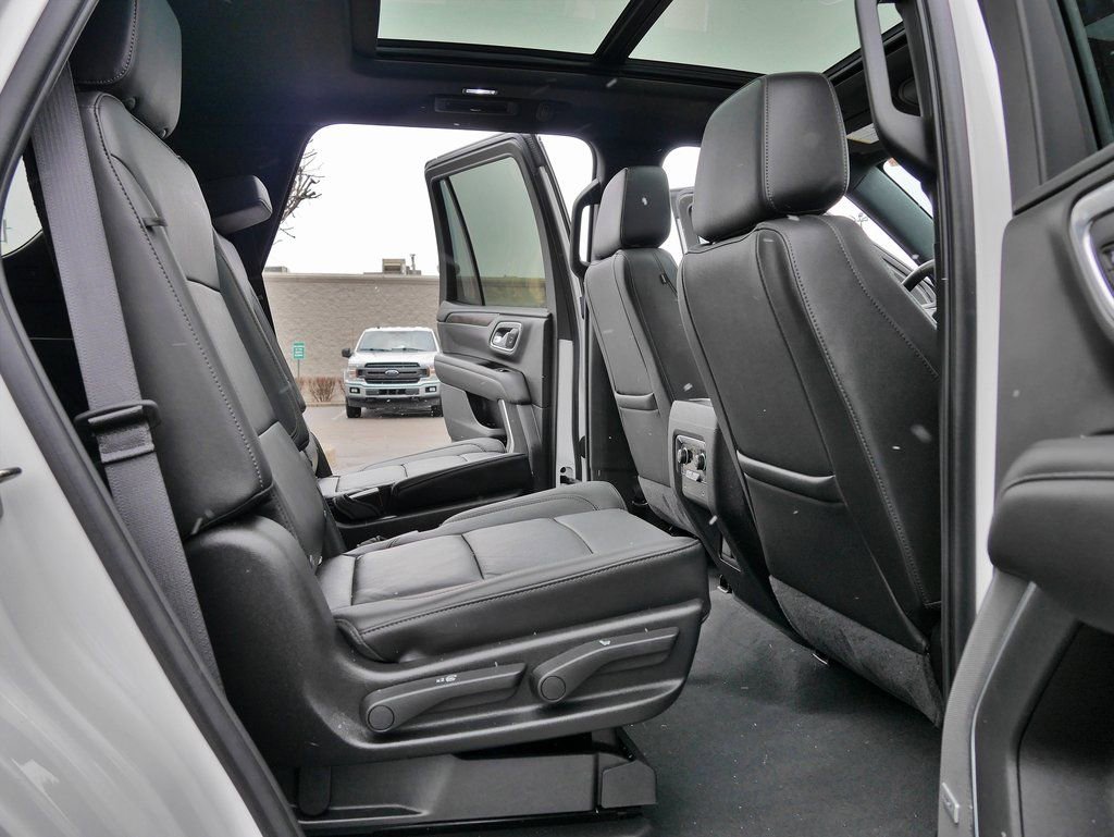 Used 2021 Chevrolet Tahoe Z71 w/ Z71 Signature Package image 11