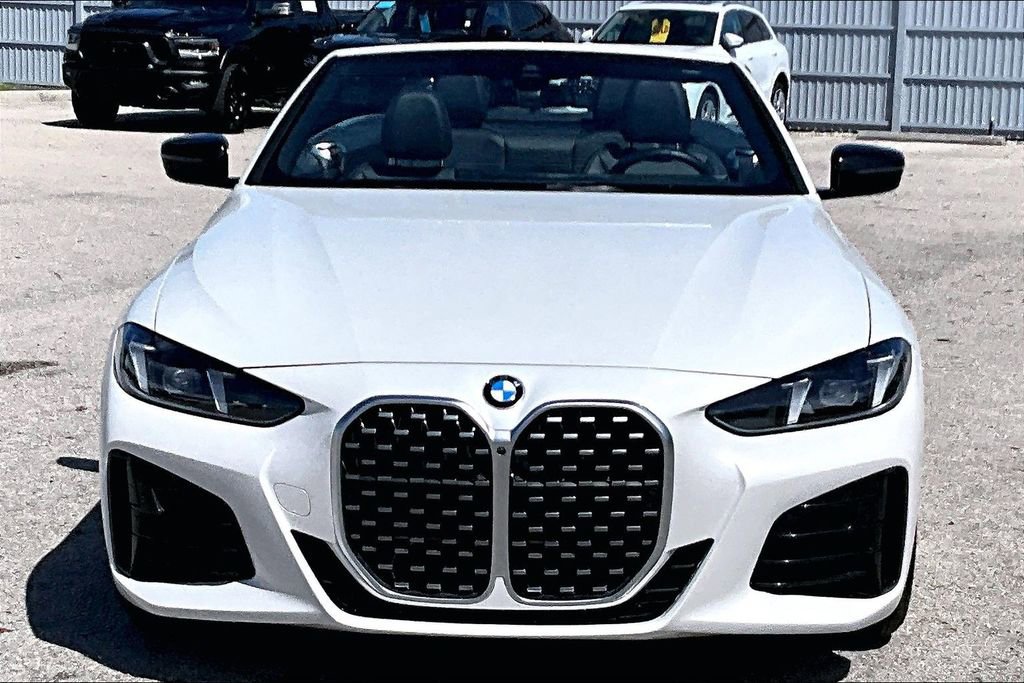 Used 2025 BMW 430i Convertible image 10