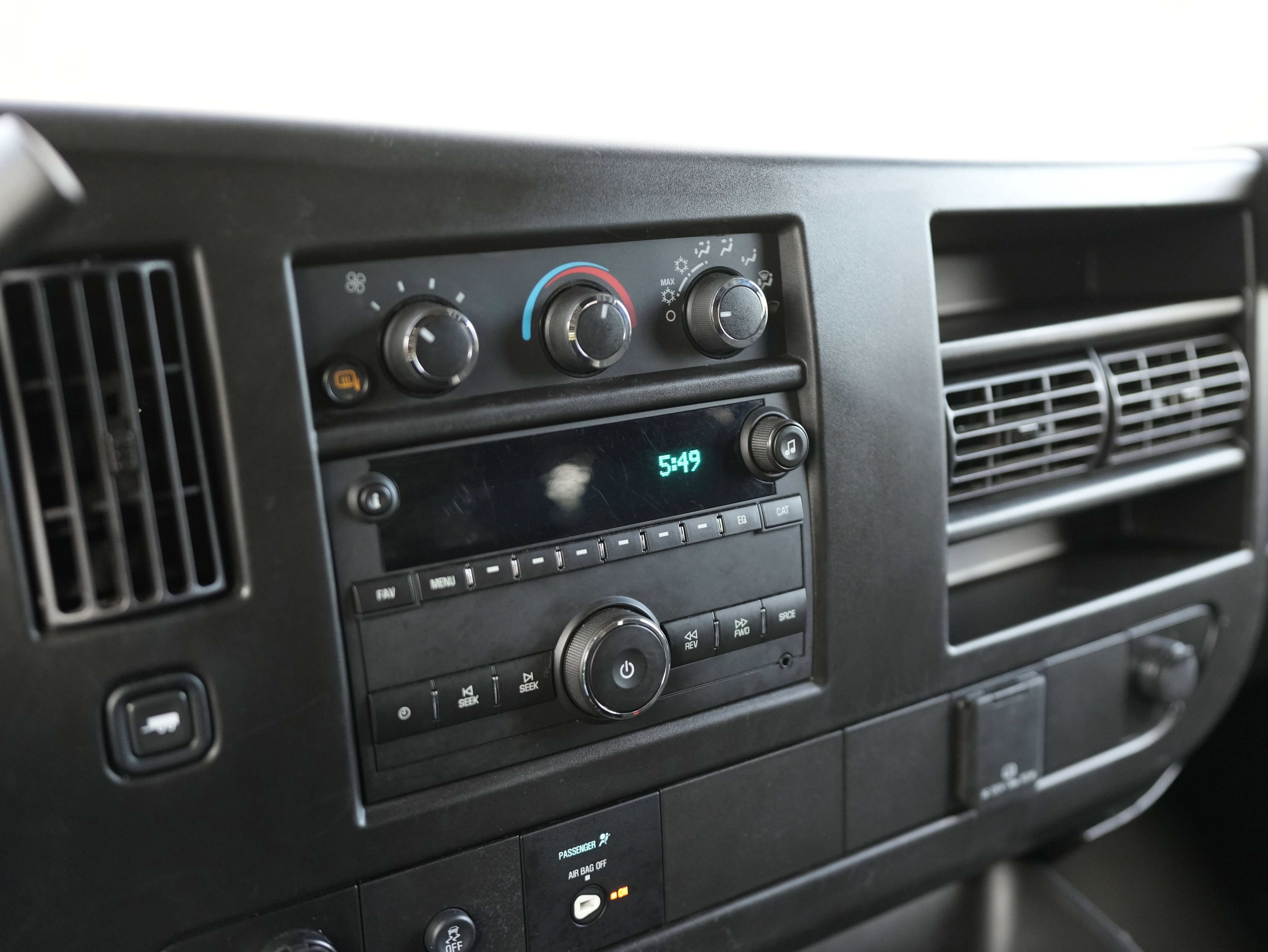 Used 2023 Chevrolet Express 2500 w/ Driver Convenience Package image 17