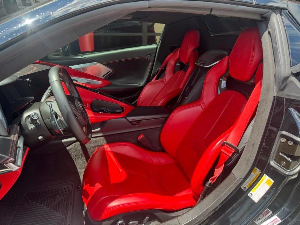 Used 2022 Chevrolet Corvette Stingray Premium Conv w/ Z51 Performance Package RWD image 13